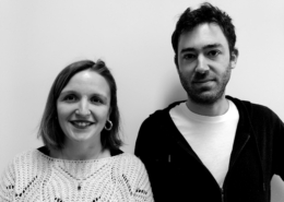 Photo de Céline Cael et Laurent Reynaud en noir et blanc.